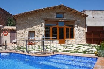 La Cabanya: Jolie maison avec piscine privée à 2 km. du Lac de Banyoles