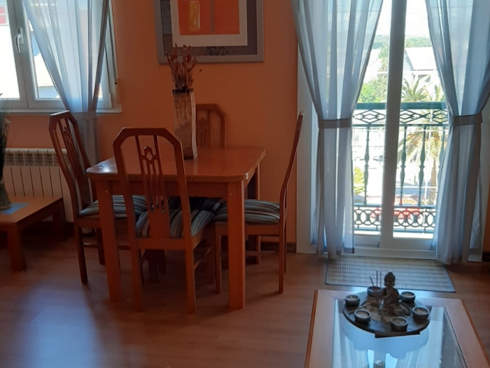 Apartamento en el centro de Carballo en Carballo