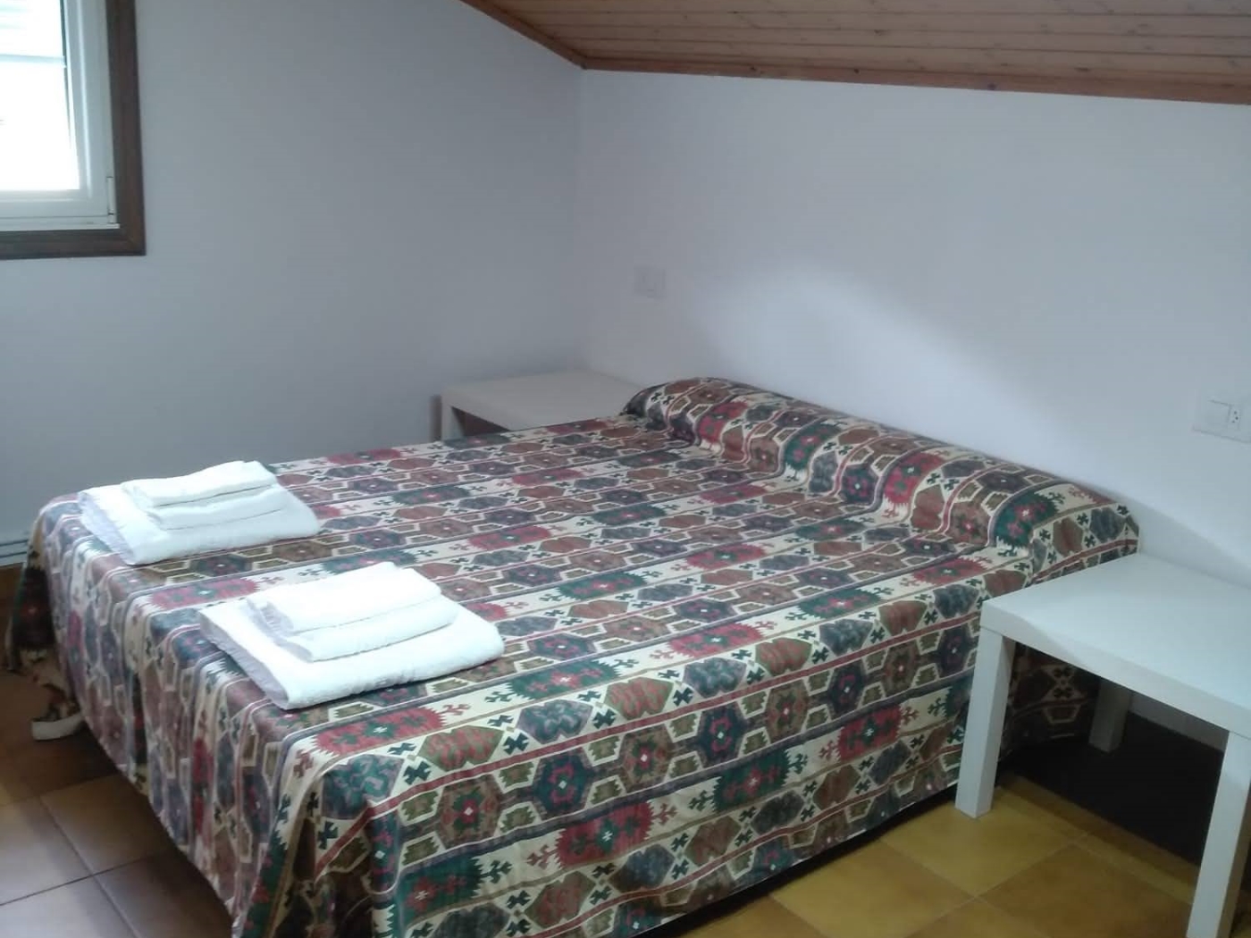 Apartamentos Caticovas · ★4,92 · 6 dormitorios · 8 camas · 3 baños en Meis