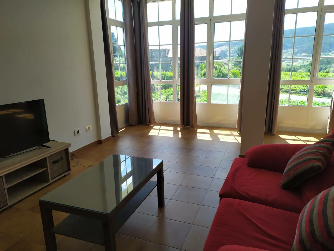 Rental unit in Caticovas · ★4.92 · 6 bedrooms · 8 beds · 3 baths in Meis