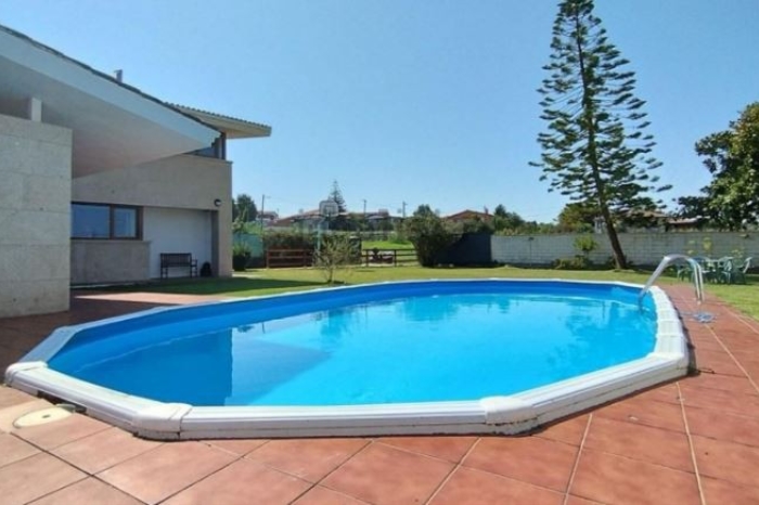 Villa with pool in Playas de Vigo in Vigo