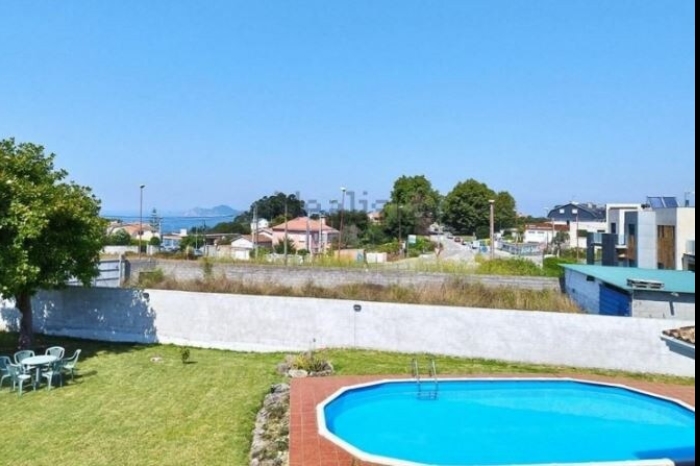 Villa with pool in Playas de Vigo in Vigo