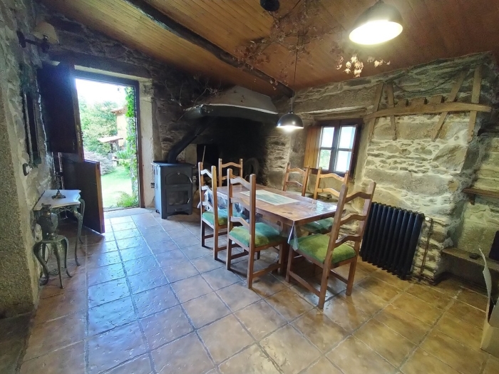 RURAL HOUSE · ★4.67 · 4 bedrooms · 6 beds · 4 baths in Paderne