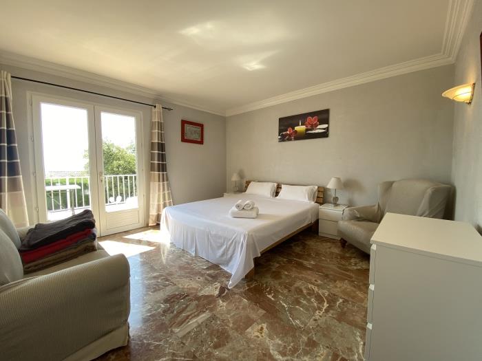 apartamentos ATA associacio Girona