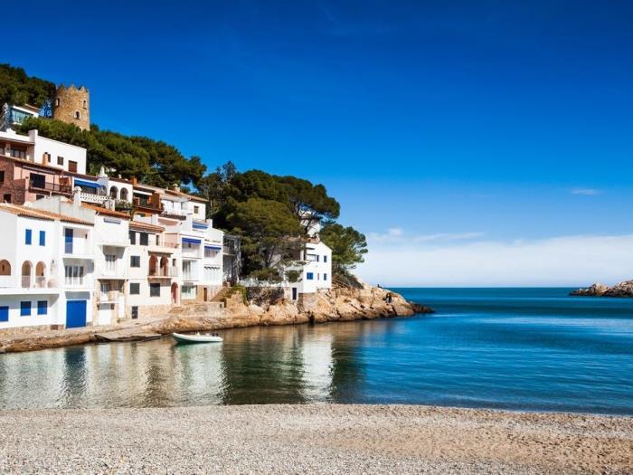 Oud vissershuis naast het strand van Sa Tuna .en Begur