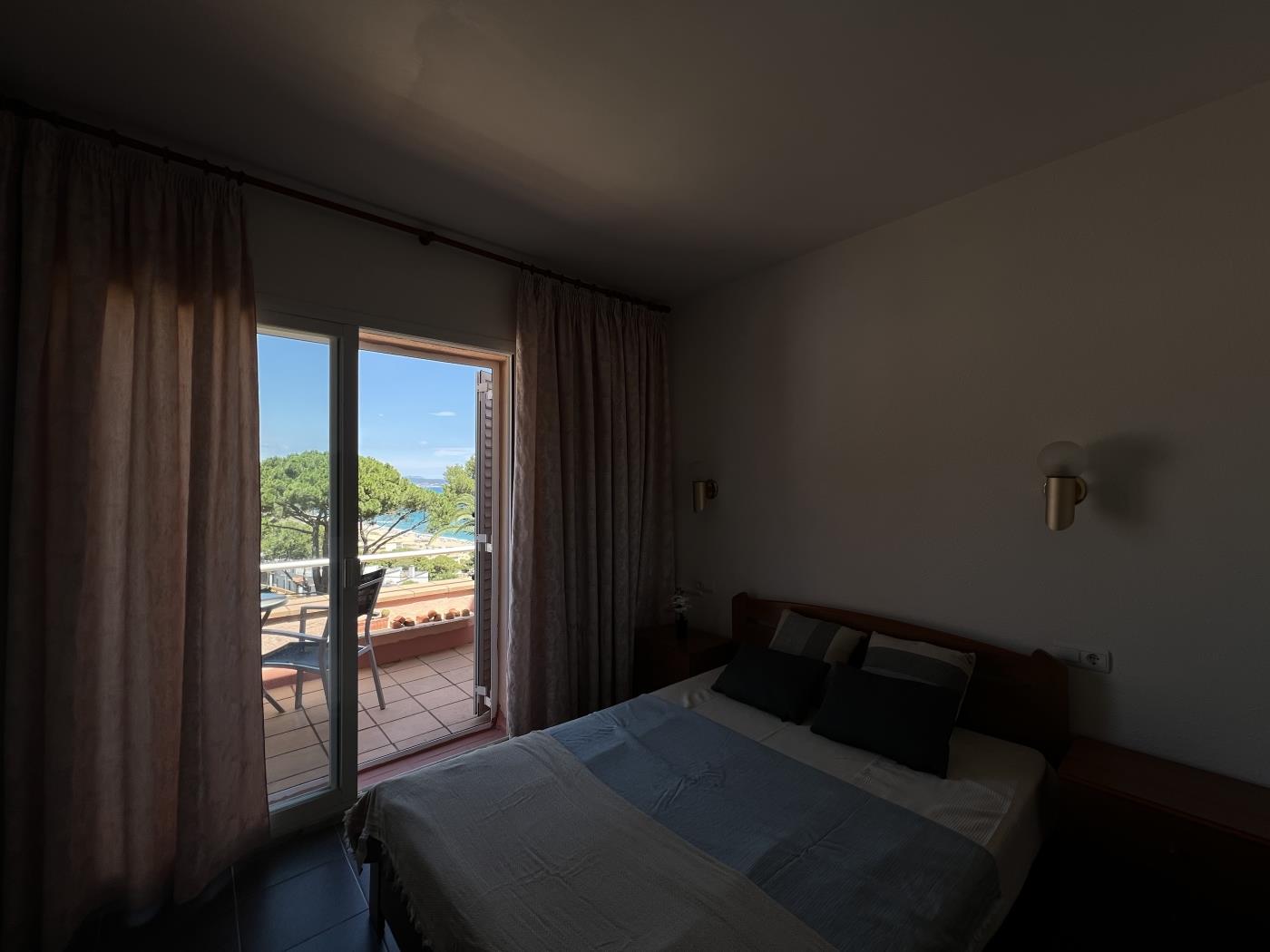 Petit Appartement au Bord de la Mer avec Vue à BEGUR