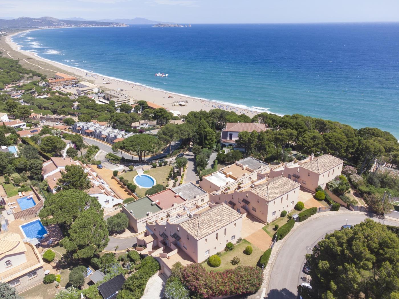 Klein Appartement aan Zee met Uitzicht .en BEGUR