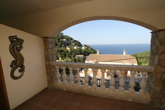 Home in Begur · 3 bedrooms · 4 beds · 2.5 baths in Begur