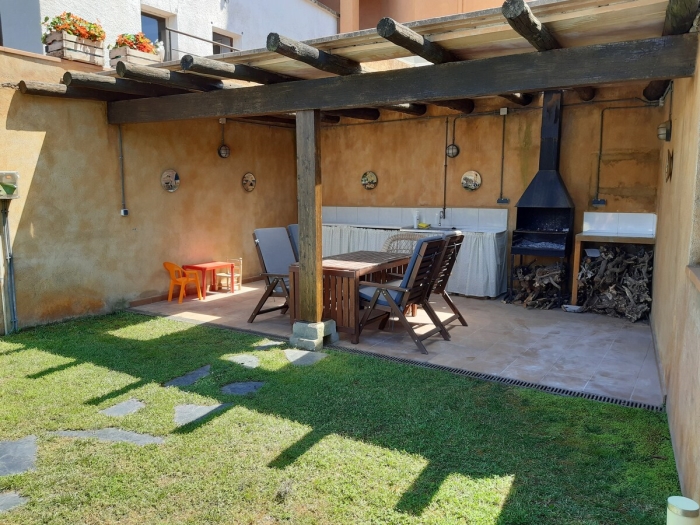 Townhouse in Begur, swimming pool, porch and garage in Begur
