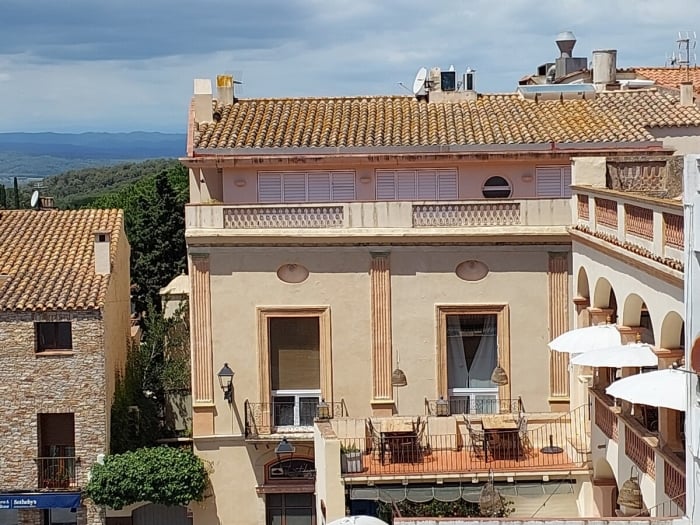 Loft authentique dans le village de Begur avec terrasse à Begur