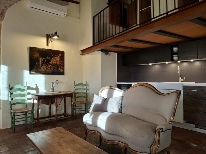 Loft authentique dans le village de Begur avec terrasse à Begur