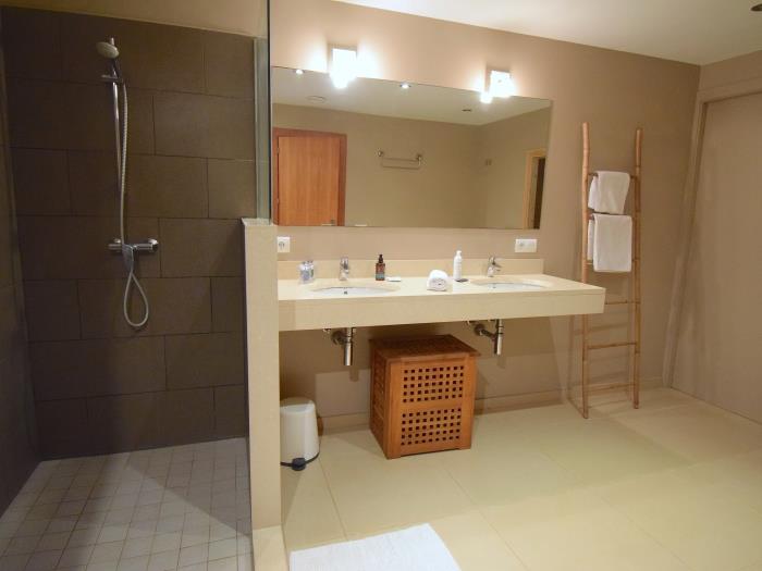 Villa Tulipa (Residencial Begur) in Begur