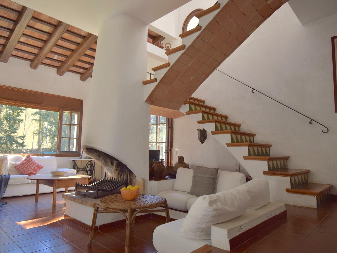 Walking distance beach Tamariu villa rental