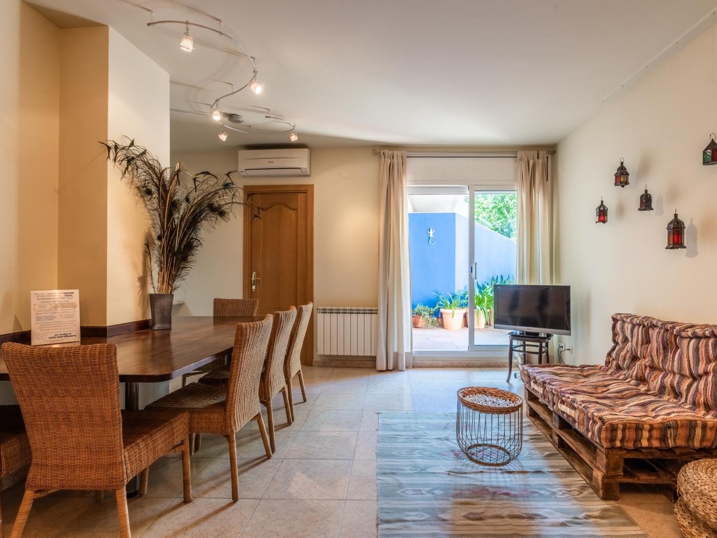 ETNIC BY BLAUSITGES Ground floor with refreshing private patio in Sitges. in SITGES