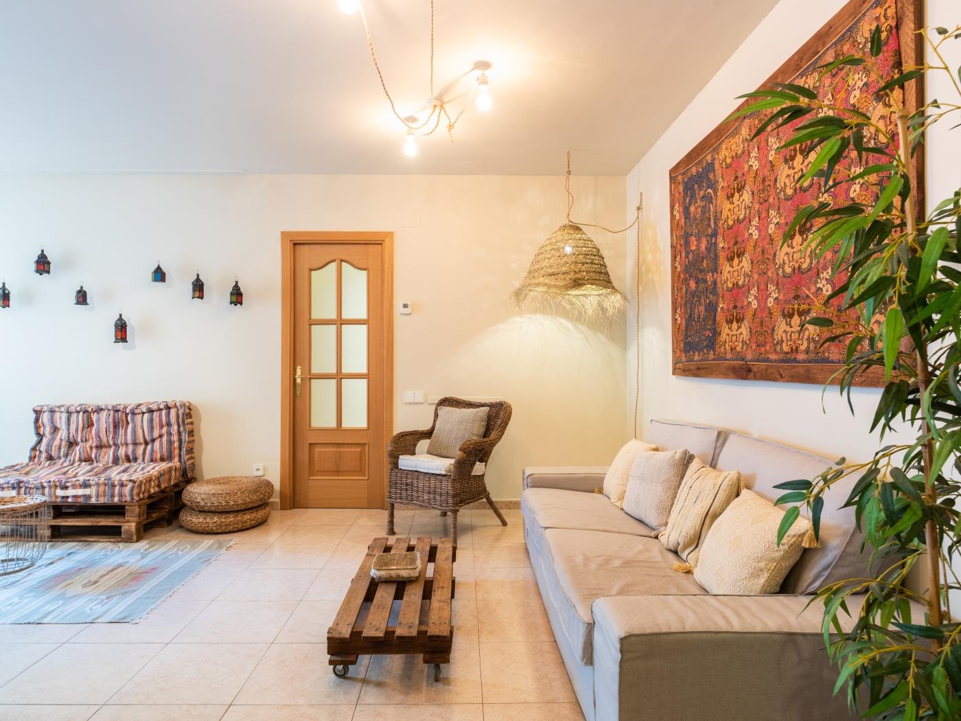 ETNIC BY BLAUSITGES Ground floor with refreshing private patio in Sitges. in SITGES