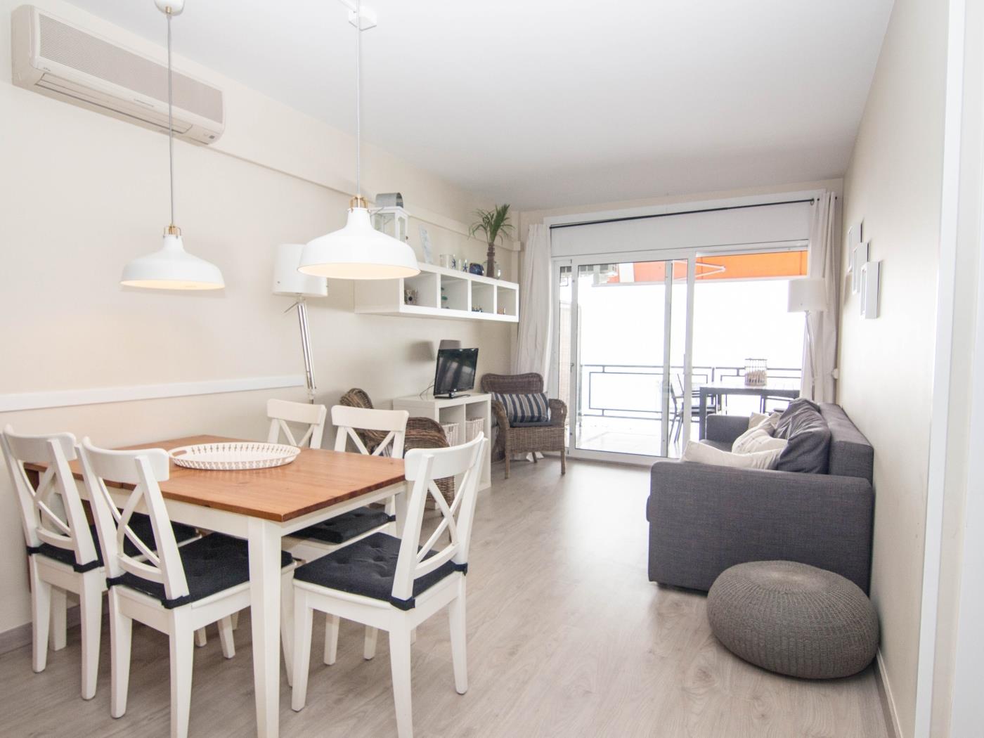 LIGHTHOUSE BY BLAUSITGES Bright apartment with pool near the center of Sitges. in SITGES