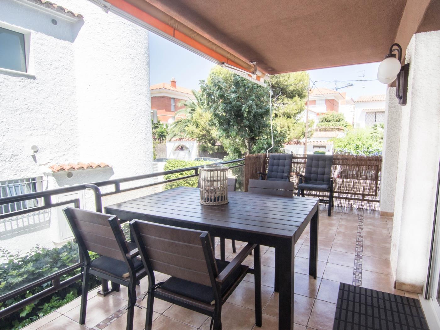 LIGHTHOUSE BY BLAUSITGES Bright apartment with pool near the center of Sitges. in SITGES