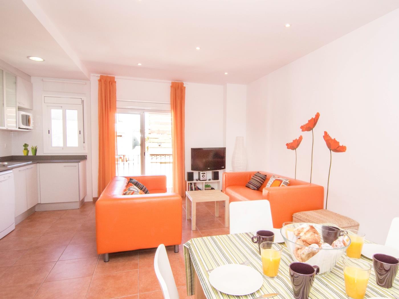 CHILL OUT BY BLAUSITGES Agradable apartamento con gran terraza en Sitges. en SITGES