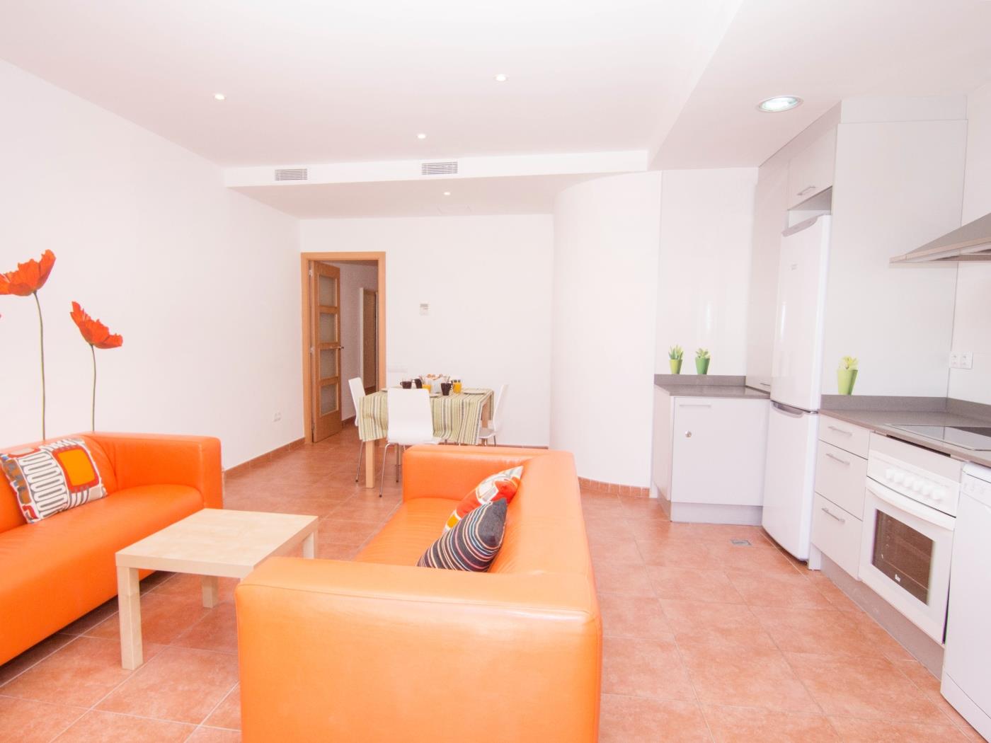 CHILL OUT BY BLAUSITGES Agradable apartamento con gran terraza en Sitges. en SITGES