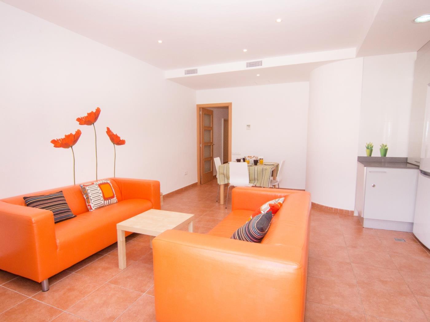 CHILL OUT BY BLAUSITGES Agradable apartamento con gran terraza en Sitges. en SITGES