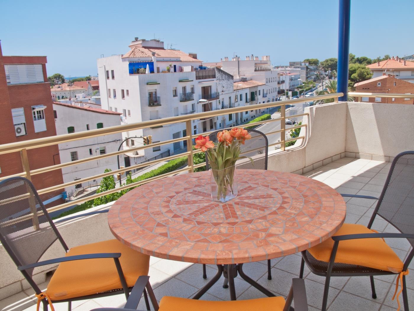 DELICIOUS BY BLAUSITGES Elegant apartment with pool in Sitges. in SITGES