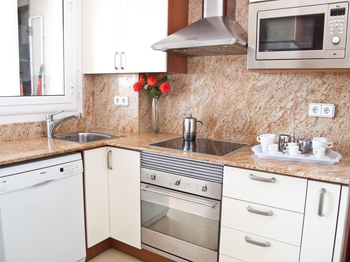 DELICIOUS BY BLAUSITGES Elegant apartment with pool in Sitges. in SITGES