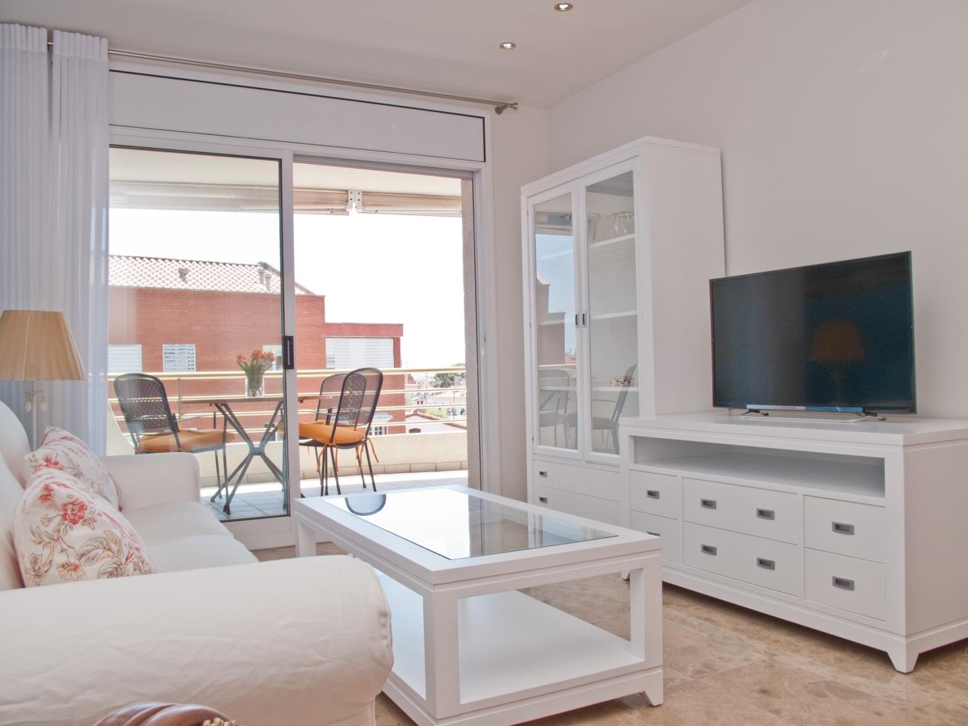 DELICIOUS BY BLAUSITGES Elegant apartment with pool in Sitges. in SITGES