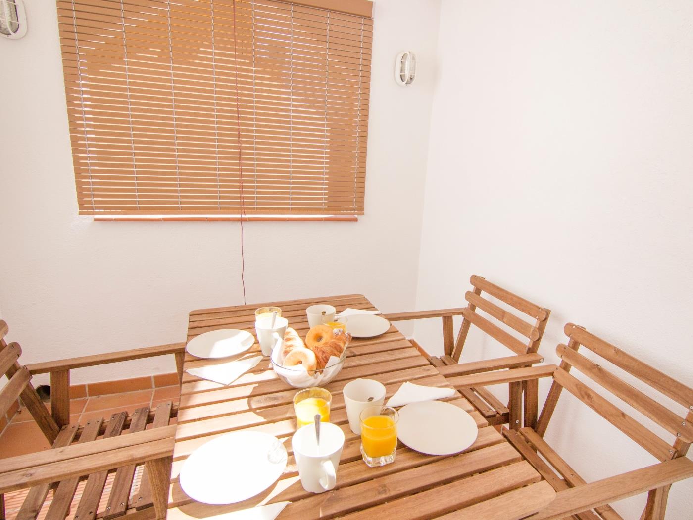 HABANA BY BLAUSITGES Adorable apt in the center with AC, WiFi and terrace in SITGES