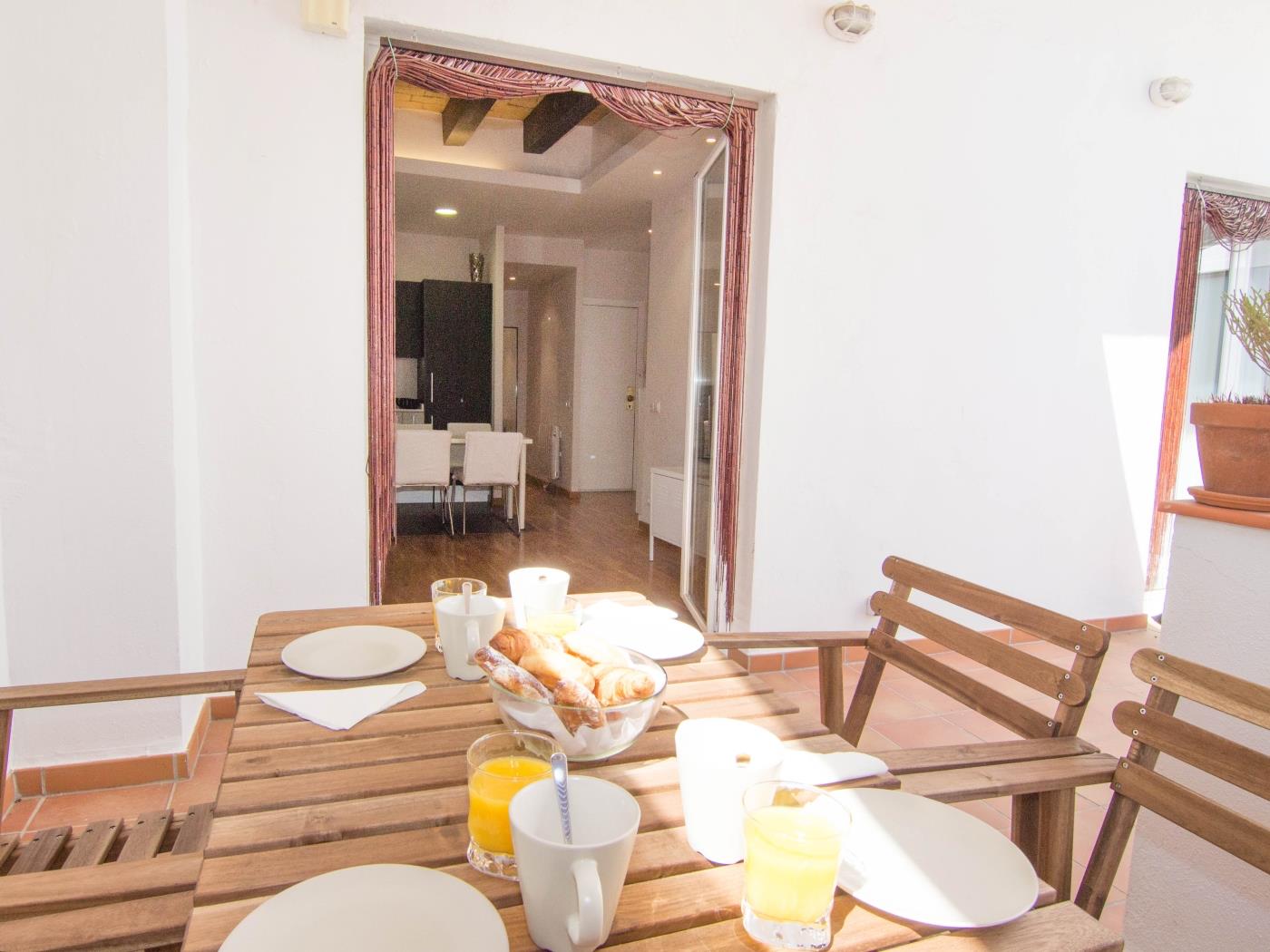 HABANA BY BLAUSITGES Adorable apt in the center with AC, WiFi and terrace in SITGES