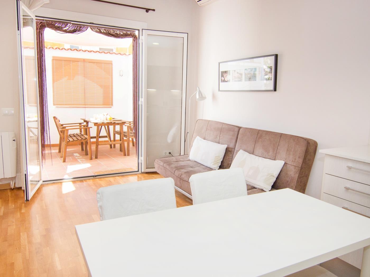 HABANA BY BLAUSITGES Adorable apt in the center with AC, WiFi and terrace in SITGES