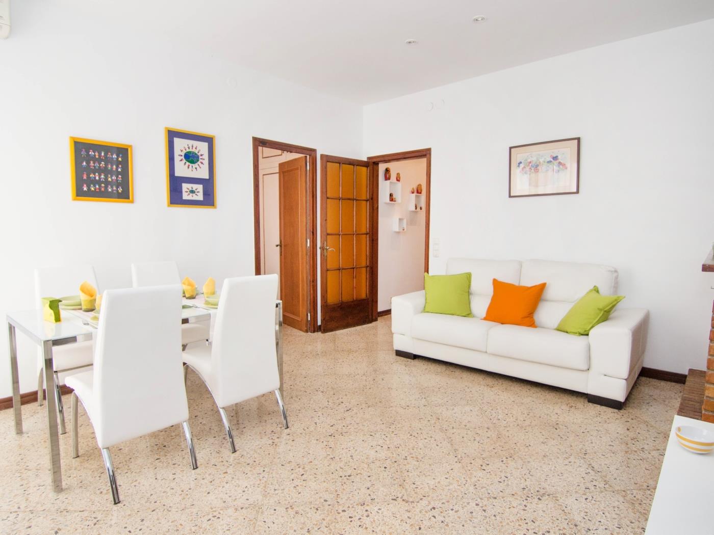 GRALLA BY BLAUSITGES Agradable apartamento en el centro de Sitges. en SITGES