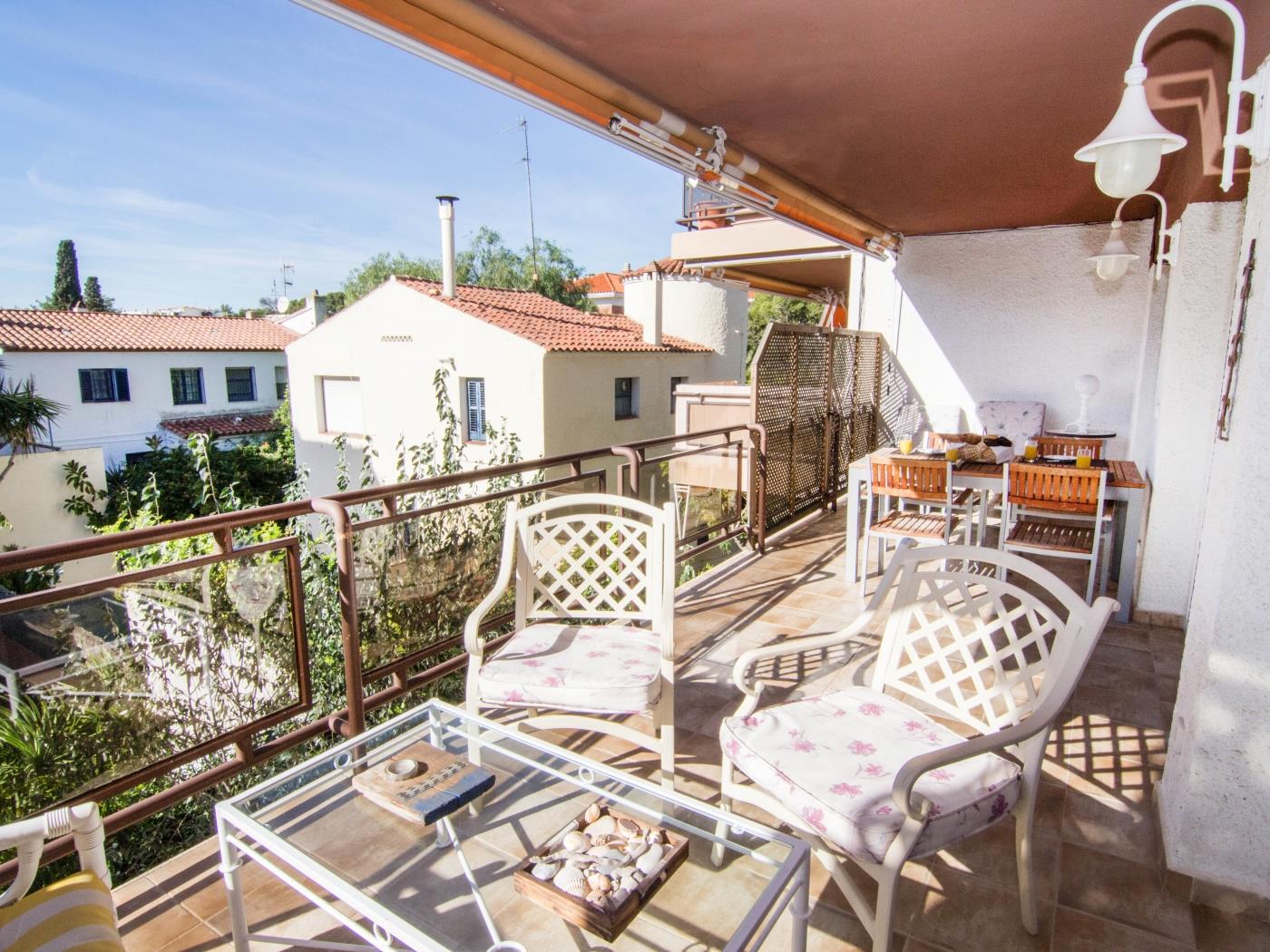 BITÁCORA BY BLAUSITGES Apartment with pool close the center in Sitges in SITGES