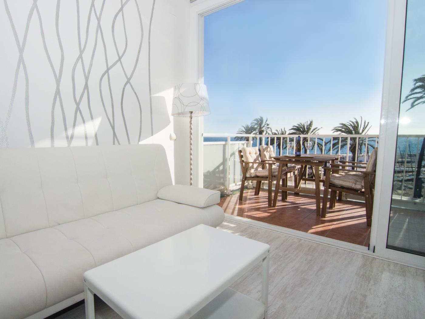 RIBERA MOON BY BLAUSITGES beach front apartment in Sitges in SITGES