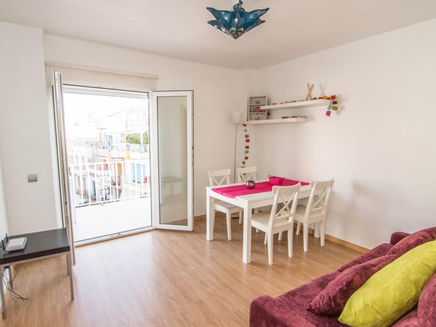 PURPLE ATTIC BY BLAUSITGES Penthouse with terrace, AC and WIFI in Sitges. in SITGES