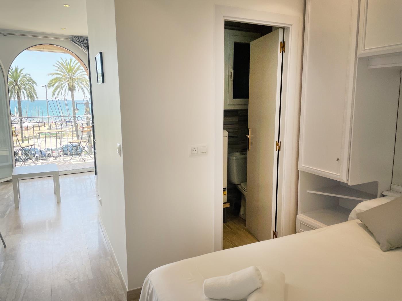 RIBERA PETIT BY BLAUSITGES Small apartment with superb sea views in Sitges. in SITGES