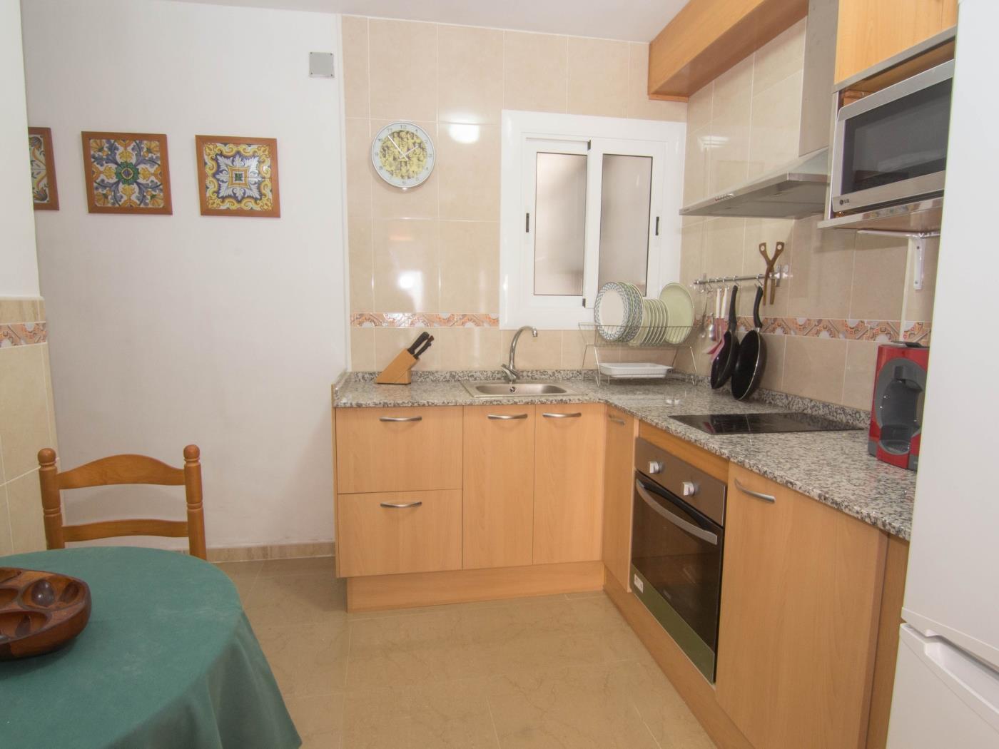 MONEMBASIA BY BLAUSITGES With AC, wifi and only seconds from the beach in Sitges in SITGES