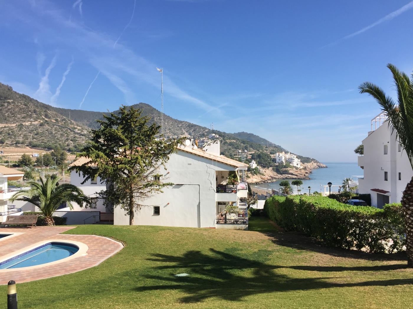 HARBOUR LOFT Studio apartment next to the port in SITGES