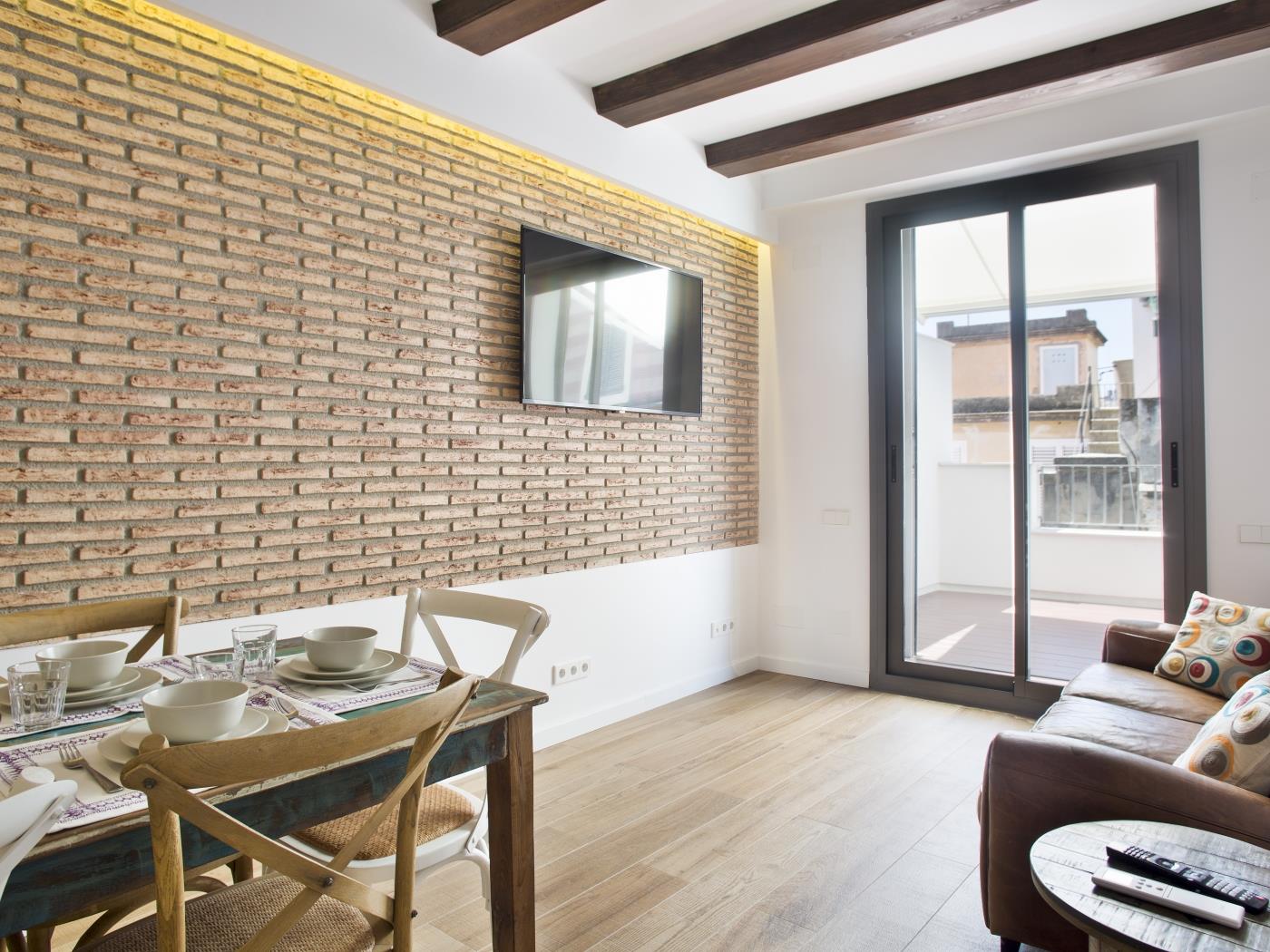 MEDITERRANI BY BLAUSITGES Centric apartment with terrace by the beach in Sitges in SITGES