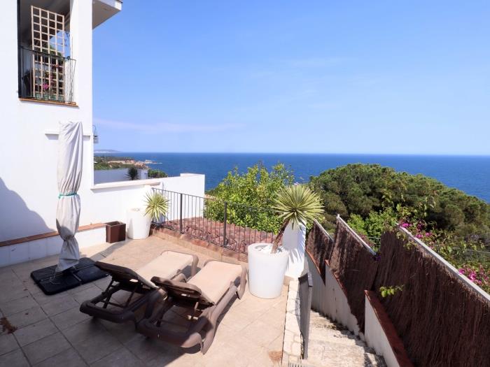 b24052 duplex sicília - sant feliu de guíxols