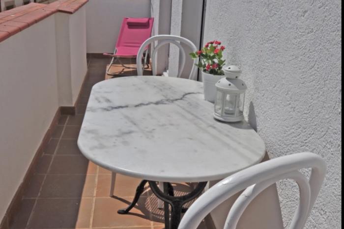 apartment with terrace 1 min walking to the beach - tossa de mar
