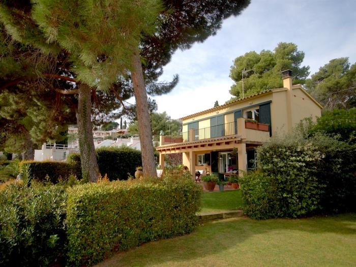 apartamentos ATA associacio Girona