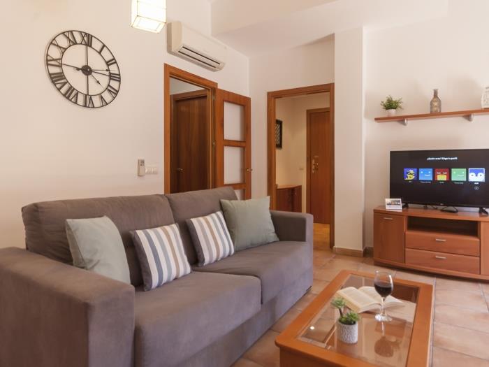 cozy apartment in the heart of tossa - tossa de mar
