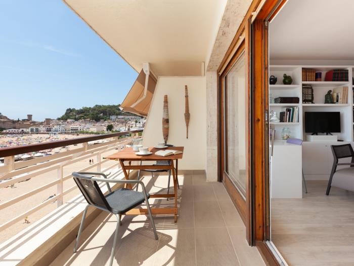 apartment sea views on the beach - tossa de mar