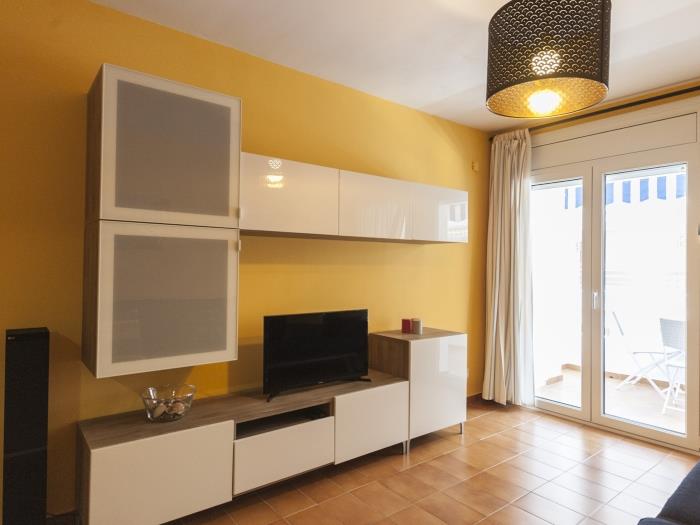renovated apartment near beach - tossa de mar