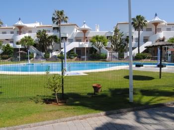 Ref 2a2. APARTAMENTO BAJO NOVO SANCTI PETRI