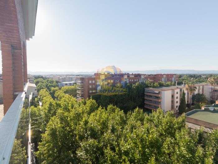 ref. 1029 center atico - salou