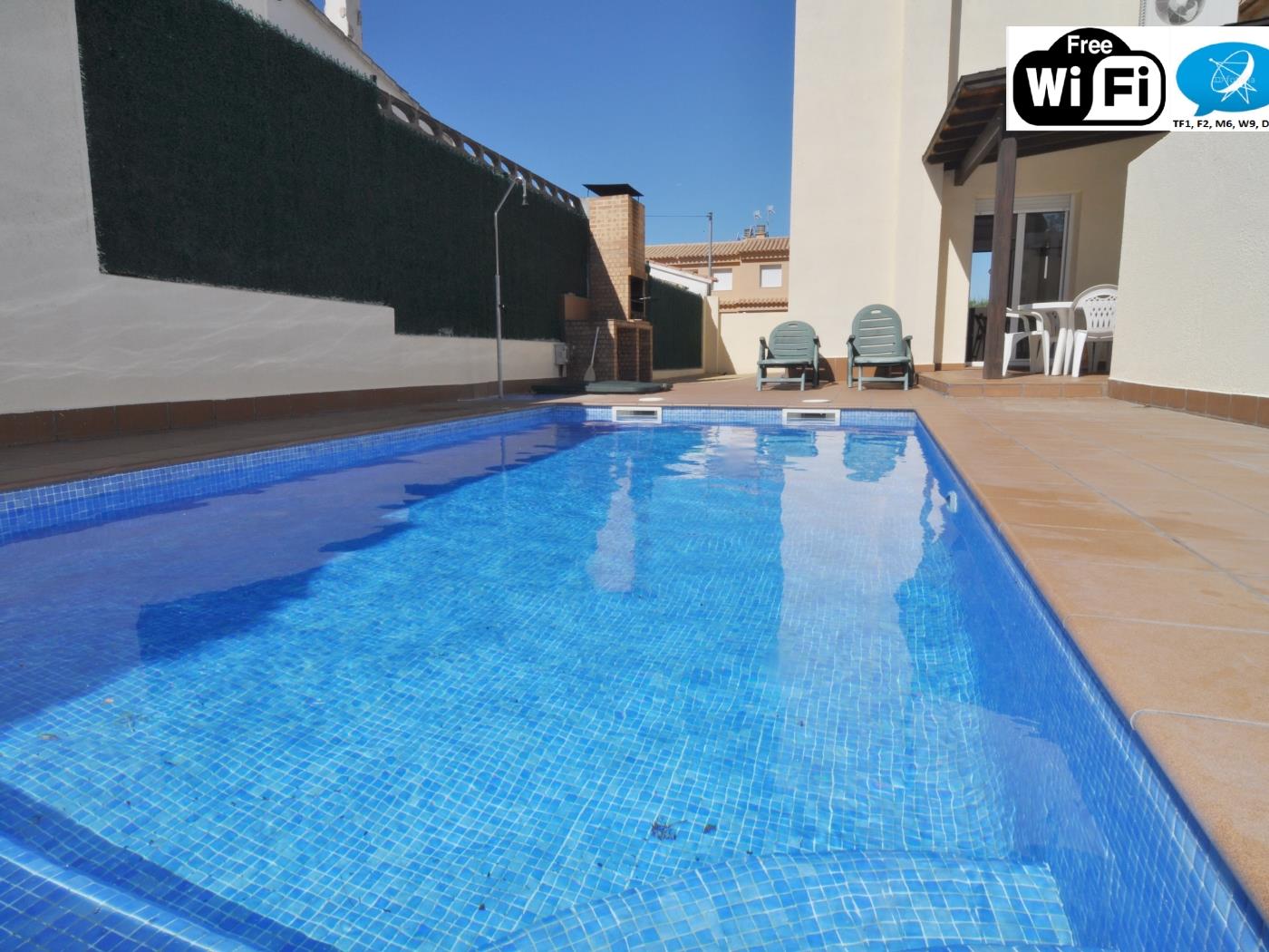 Ideal holiday home with private pool Wfi in l'Escala