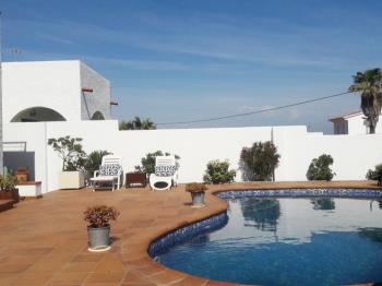 VERY BEAUTIFUL HOUSE WITH SEA VIEW, PRIVATE SWIMMING POOL AND BARBECUE