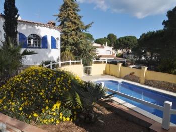CAYRAC: HOUSE WITH LARGE PRIVATE POOL - COSTA BRAVA