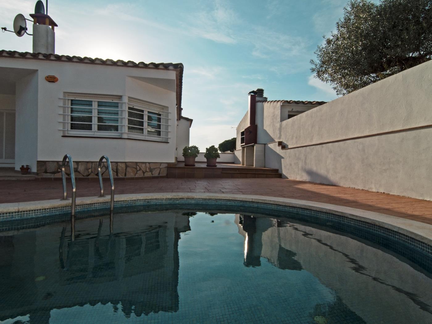 Casa muy bonita en una zona tranquila en l'Escala